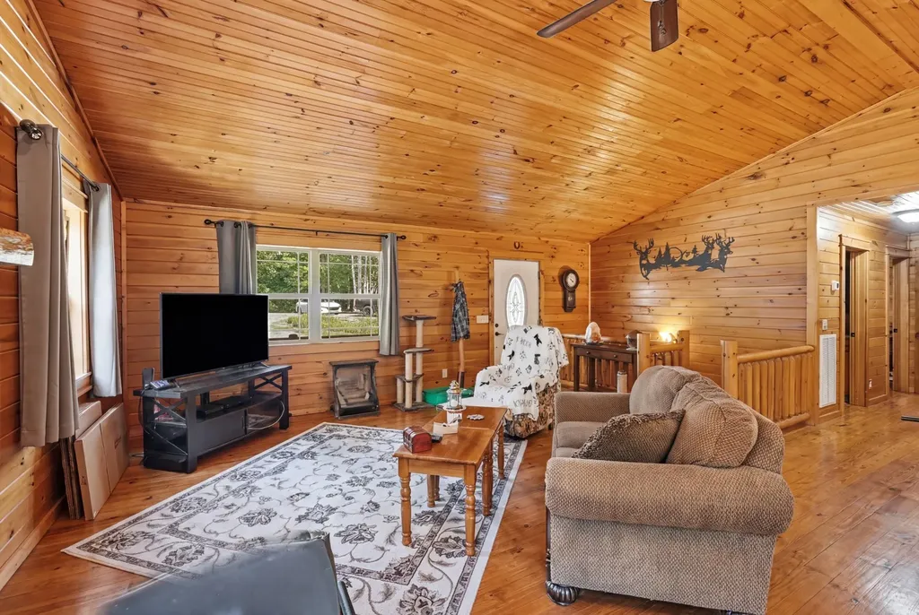 5010 Hidden Lane Crawford TN 38554