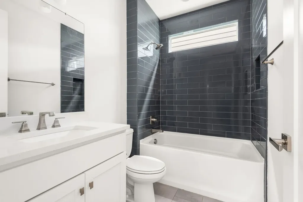 1702A Simpkins Street Nashville TN 37208