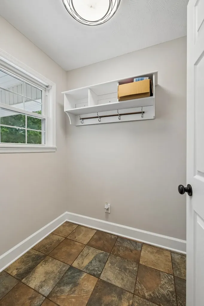 516 Crestwood Drive Lafayette TN 37083