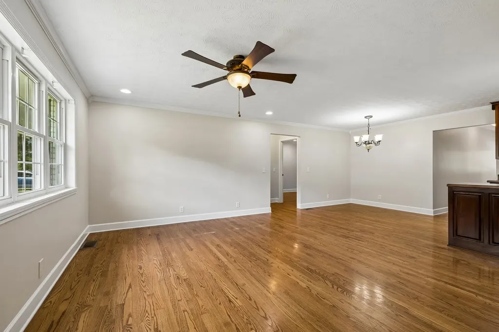 516 Crestwood Drive Lafayette TN 37083