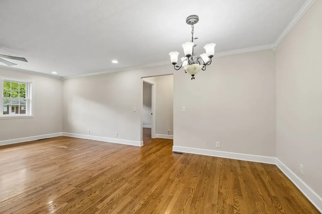516 Crestwood Drive Lafayette TN 37083