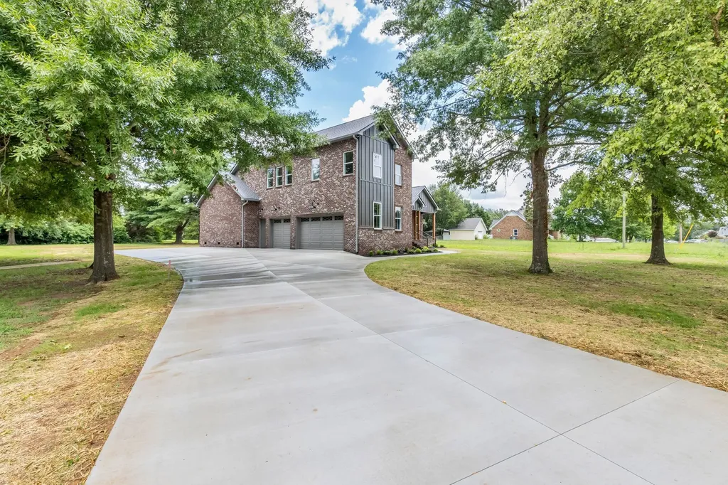 105 Arkow Lane Murfreesboro TN 37128