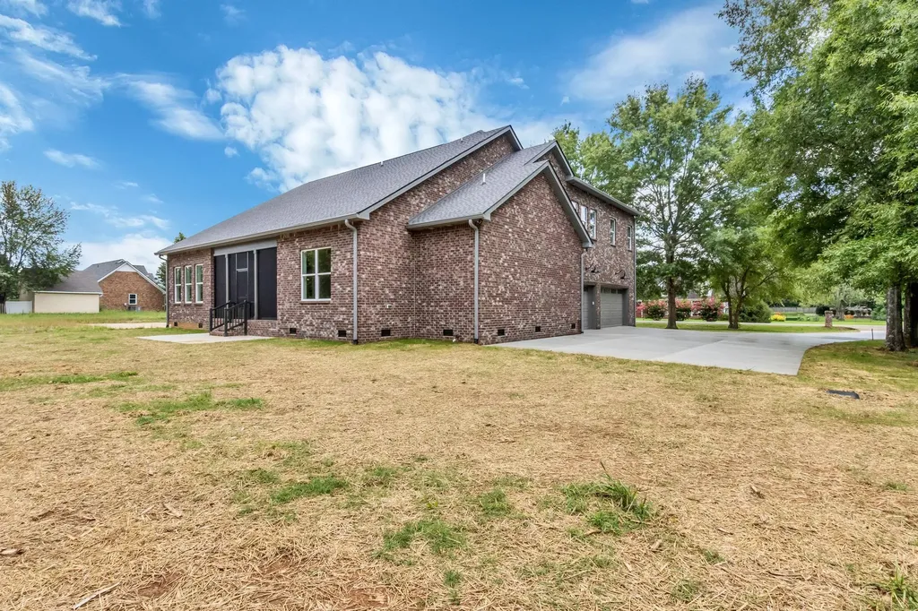 105 Arkow Lane Murfreesboro TN 37128