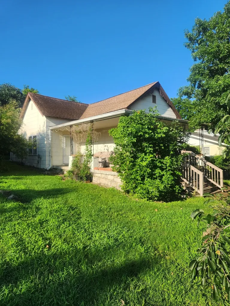 3801 Elkins Avenue Nashville TN 37209