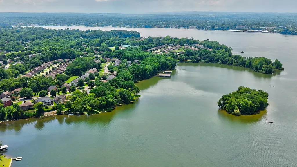 110 Shorecrest Circle Hendersonville TN 37075