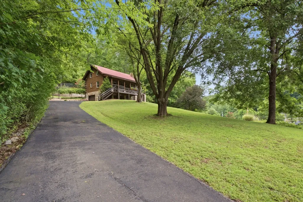 1156 Langbrae Drive Goodlettsville TN 37072