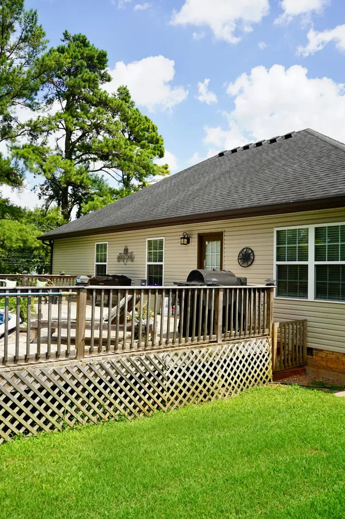 406 Hobbs Drive White House TN 37188