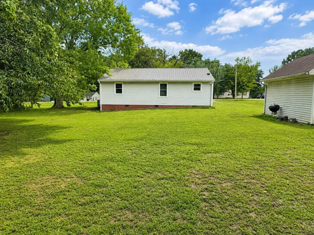 307 Barkwood Drive Clarksville TN 37040