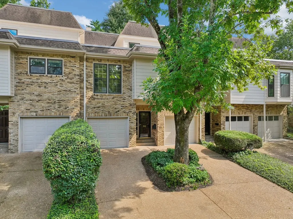 401 Bowling Avenue Nashville TN 37205