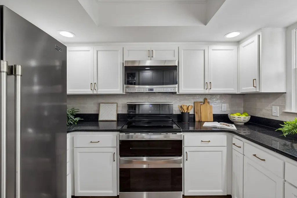 401 Bowling Avenue Nashville TN 37205