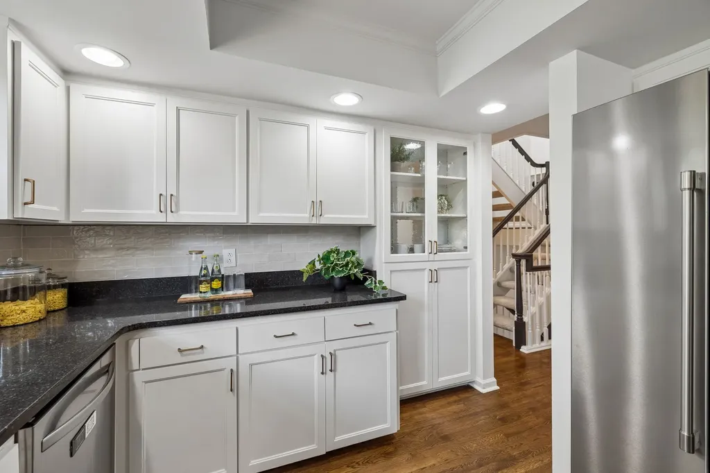 401 Bowling Avenue Nashville TN 37205