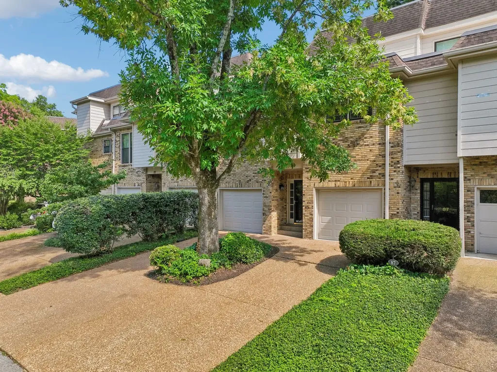 401 Bowling Avenue Nashville TN 37205