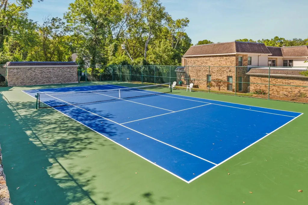401 Bowling Avenue Nashville TN 37205