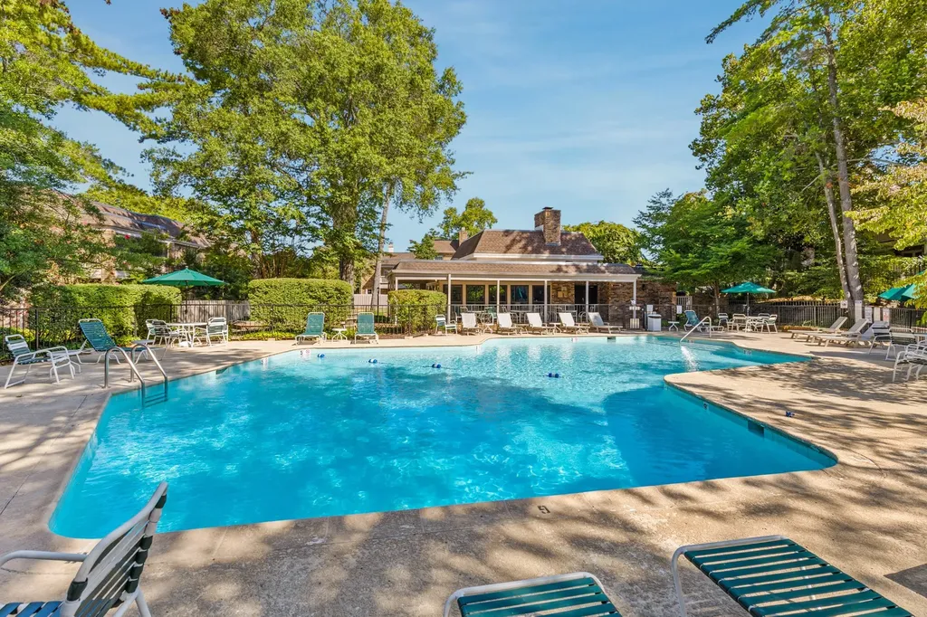 401 Bowling Avenue Nashville TN 37205