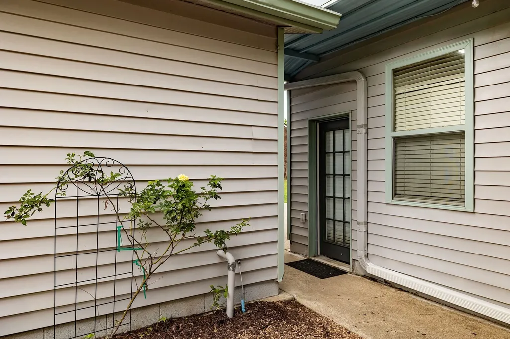 264 Lisa Lane Nashville TN 37210