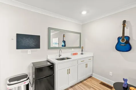 116D N 9th Street Nashville TN 37206