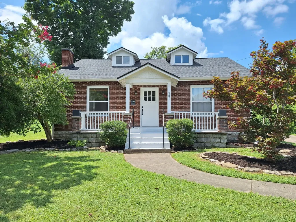 551 E Eastland Street Gallatin TN 37066