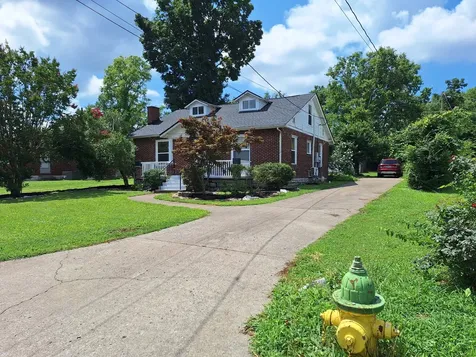 551 E Eastland Street Gallatin TN 37066