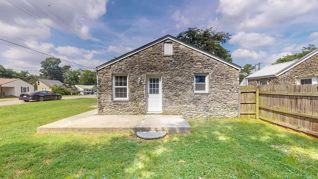 246 E Woodrow Street Gallatin TN 37066