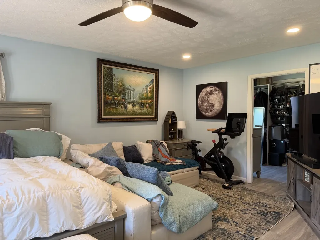 5042 Creekside Drive Murfreesboro TN 37128