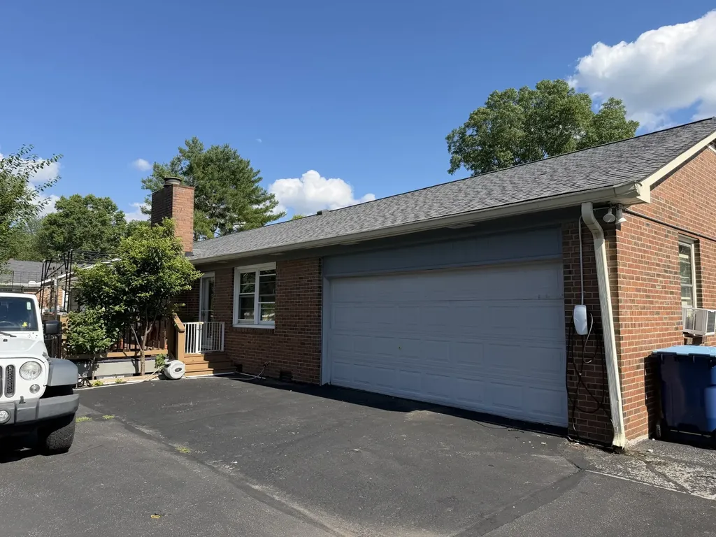 5042 Creekside Drive Murfreesboro TN 37128