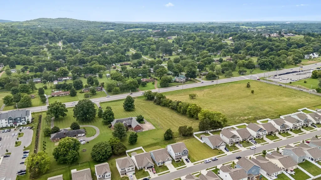 128 Gatwick Drive Lebanon TN 37087