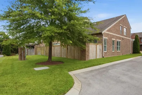 1970 Newark Lane Thompsons Station TN 37179