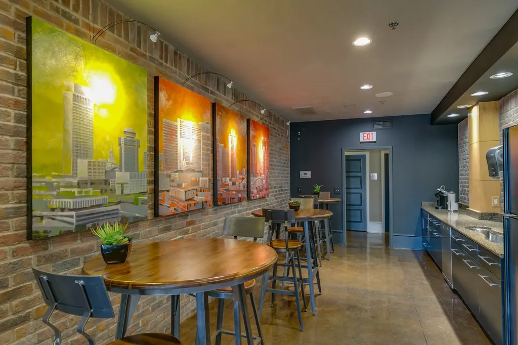 1803 Broadway Nashville TN 37203