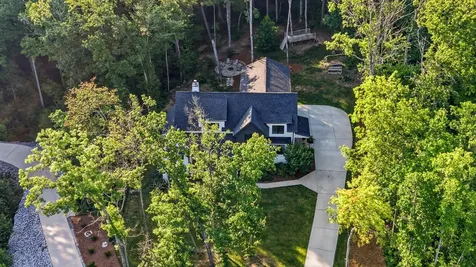 4162 Windtree Drive Signal Mountain TN 37377
