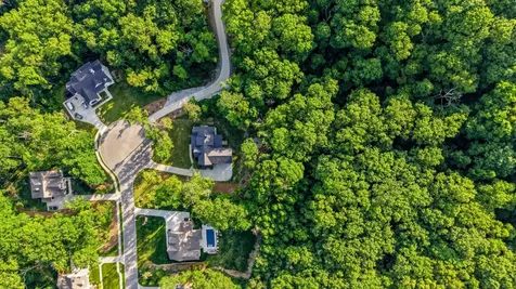 4162 Windtree Drive Signal Mountain TN 37377