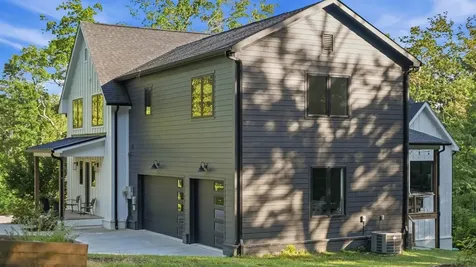 4162 Windtree Drive Signal Mountain TN 37377