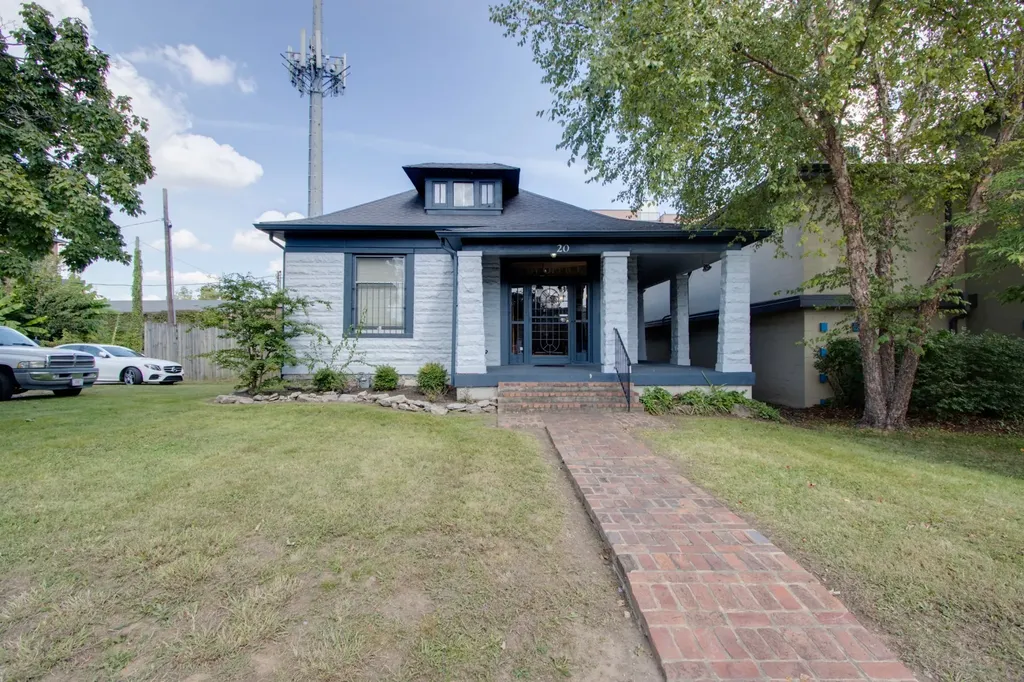 20 Academy Place Nashville TN 37210