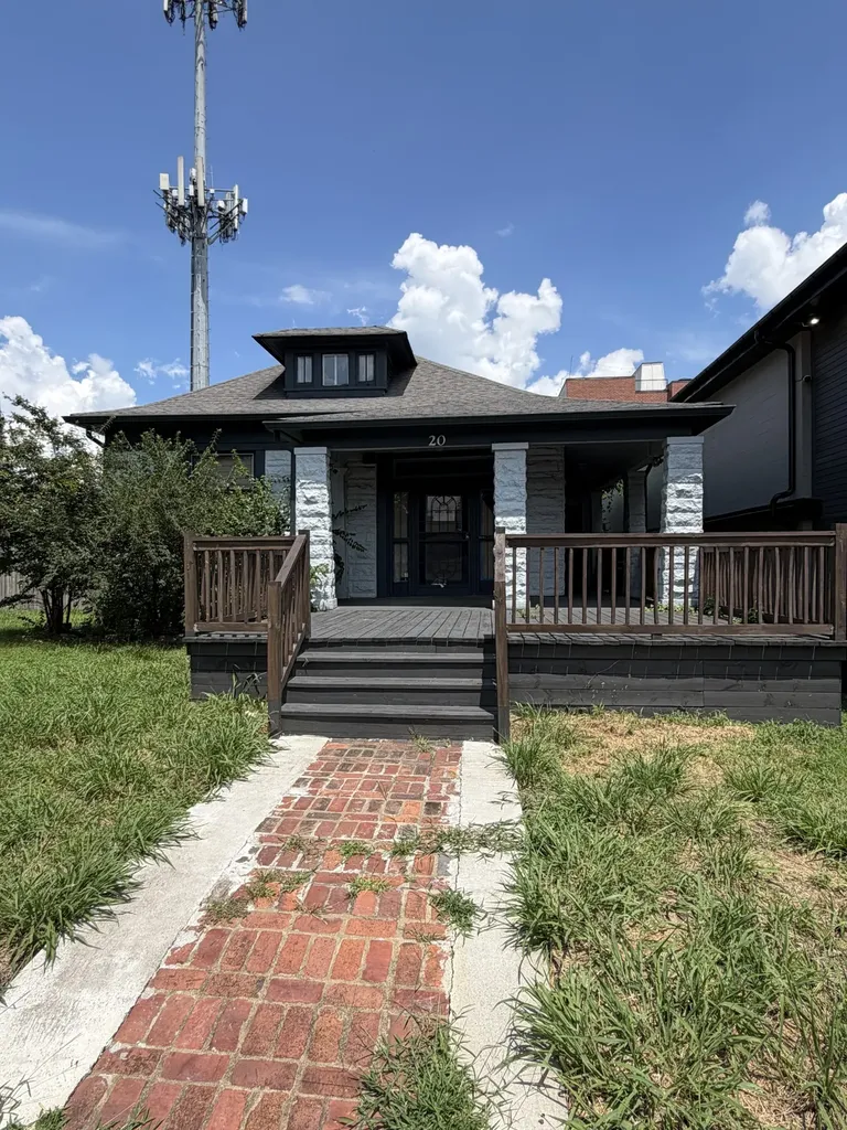20 Academy Place Nashville TN 37210