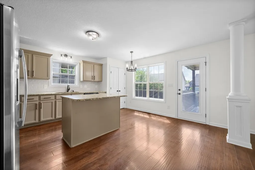 3718 Tradewinds Terrace Clarksville TN 37040