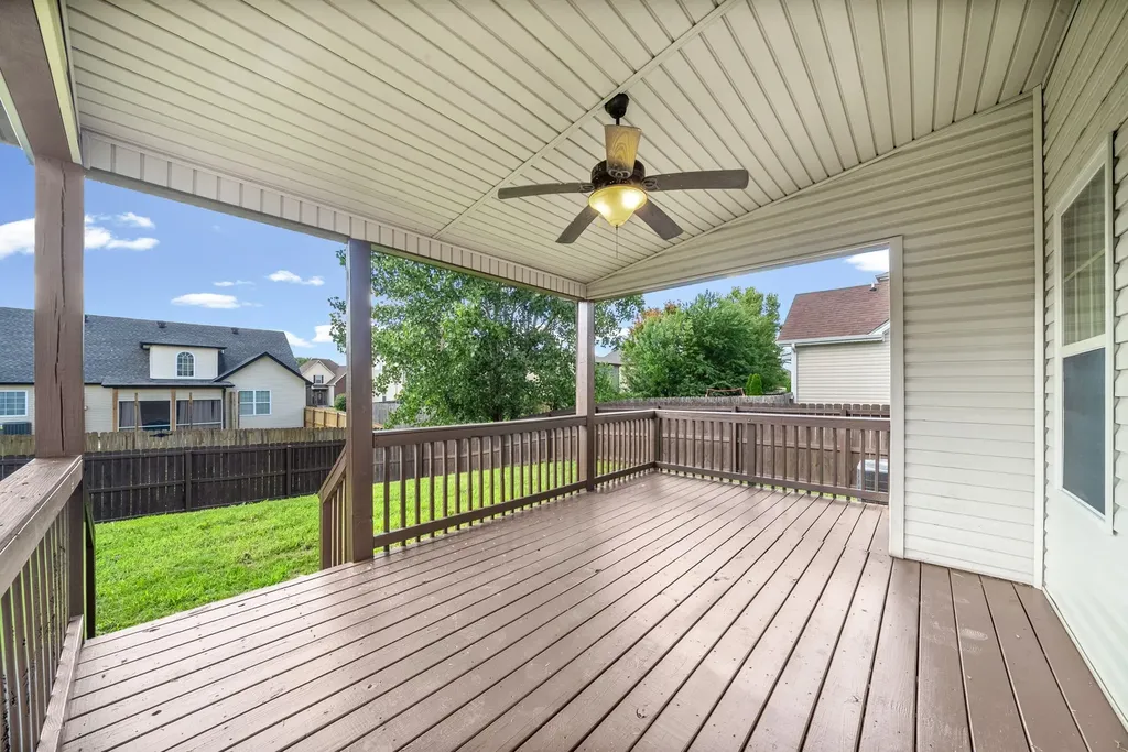 3718 Tradewinds Terrace Clarksville TN 37040