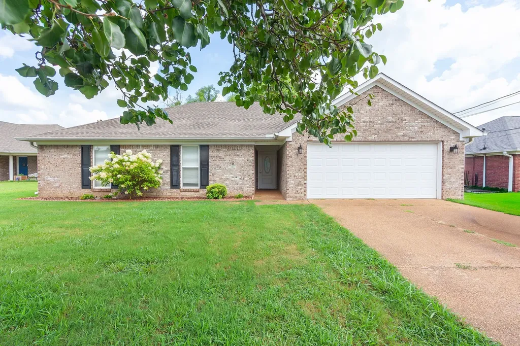 163 Romie Drive Jackson TN 38305