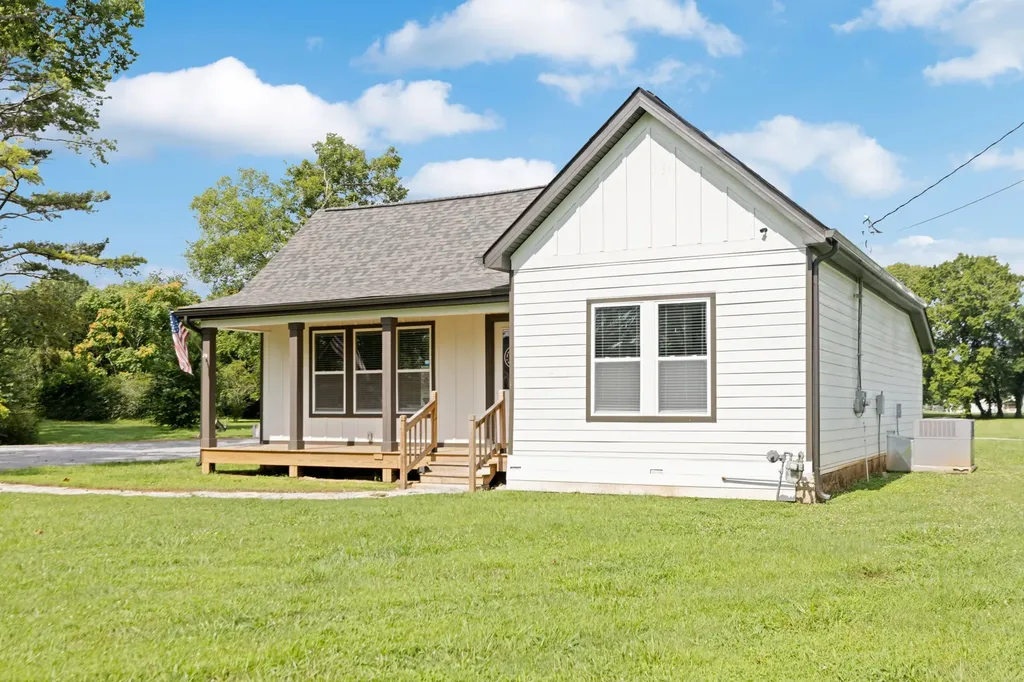 209 N Horton Parkway Chapel Hill TN 37034