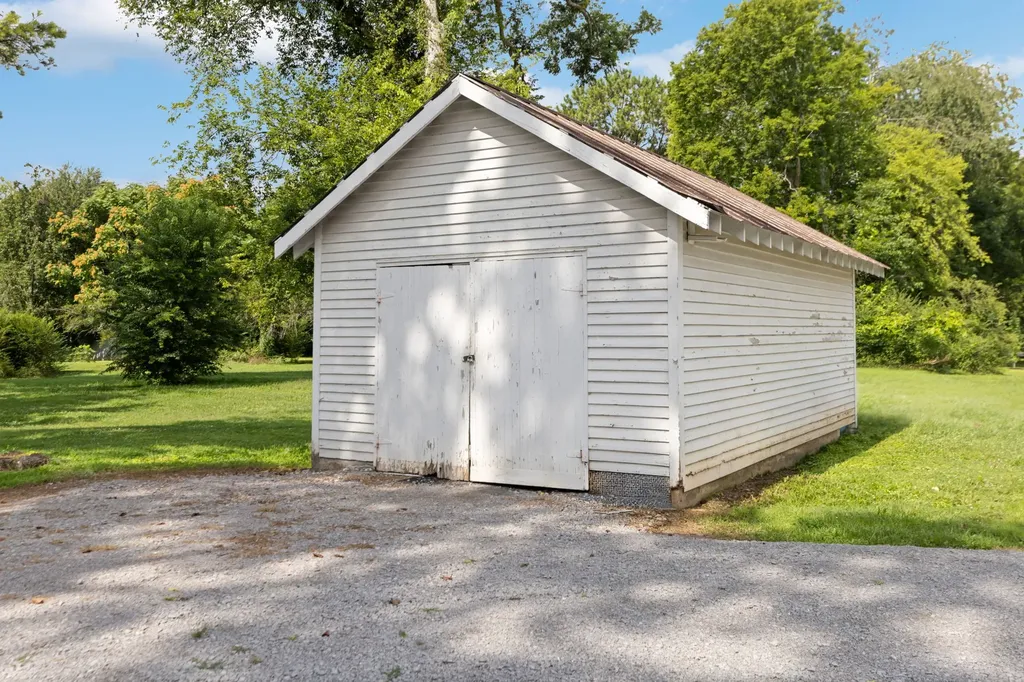 209 N Horton Parkway Chapel Hill TN 37034