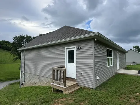 2075 Collier Road Lewisburg TN 37091