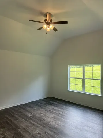 2075 Collier Road Lewisburg TN 37091