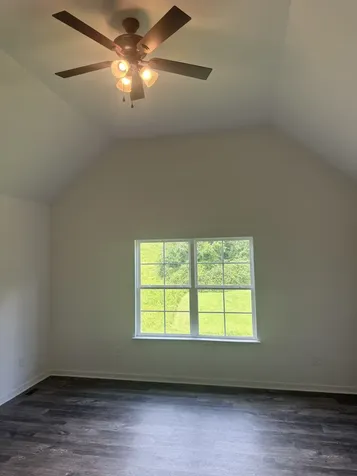 2075 Collier Road Lewisburg TN 37091