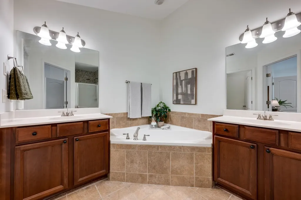 1059 Woodbury Falls Drive Nashville TN 37221