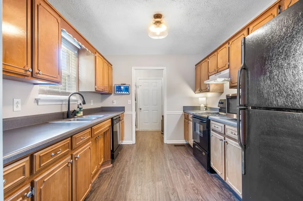 2423 Sawmill Street Murfreesboro TN 37128