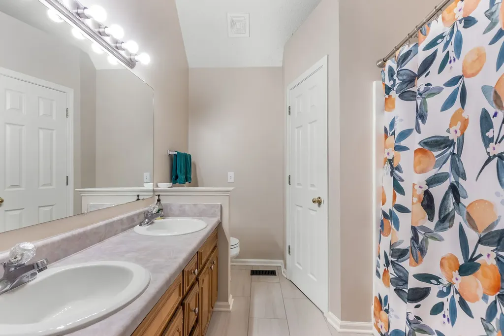 2423 Sawmill Street Murfreesboro TN 37128