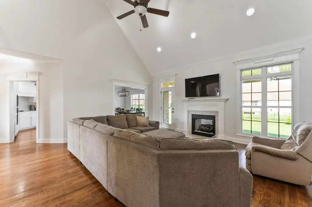 1231 Pleasant Colony Court Murfreesboro TN 37129