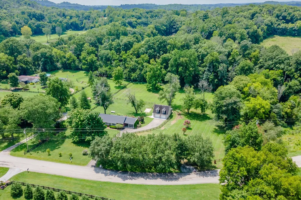 4439 Harpeth School Road Franklin TN 37064