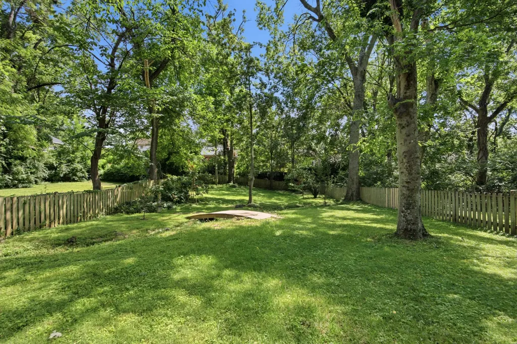 2611 W Linden Avenue Nashville TN 37212