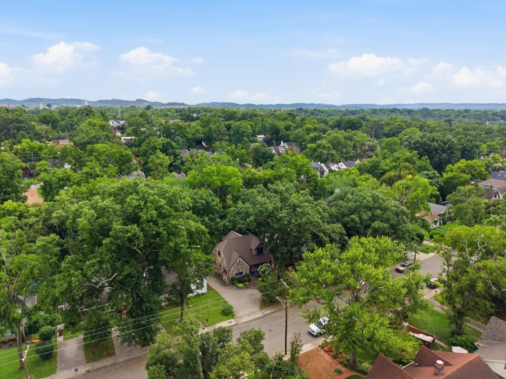 2611 W Linden Avenue Nashville TN 37212
