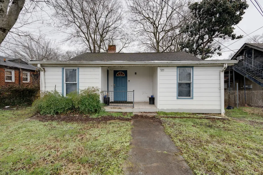 725 25th Ave, N Nashville TN 37208
