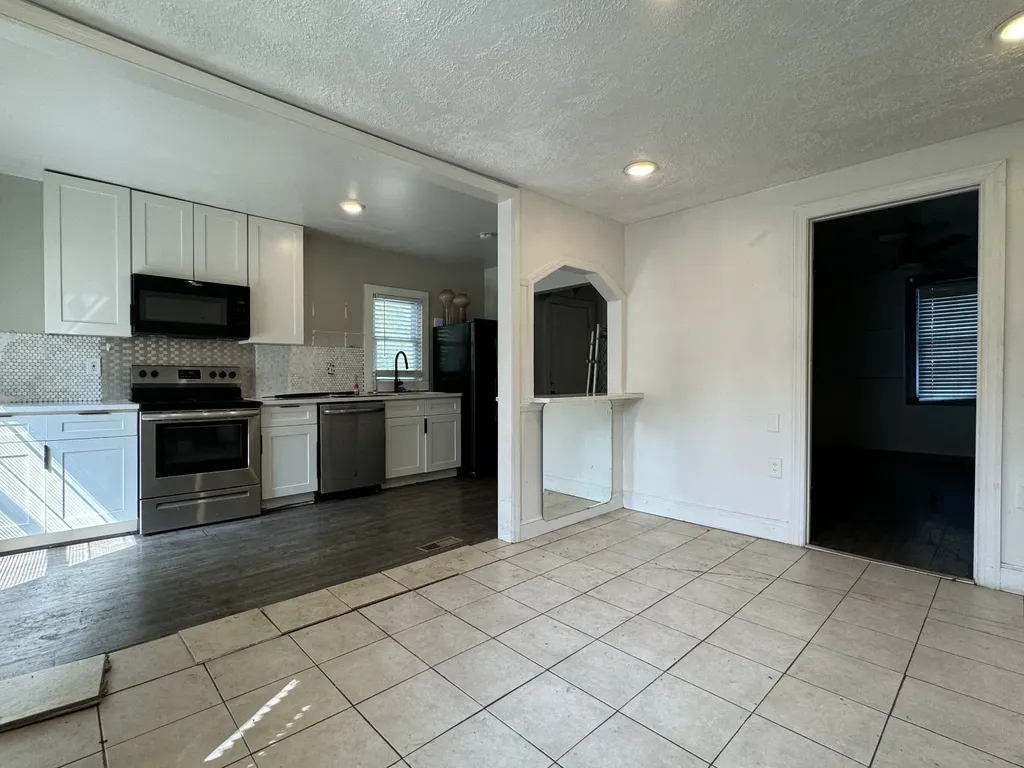 725 25th Ave, N Nashville TN 37208